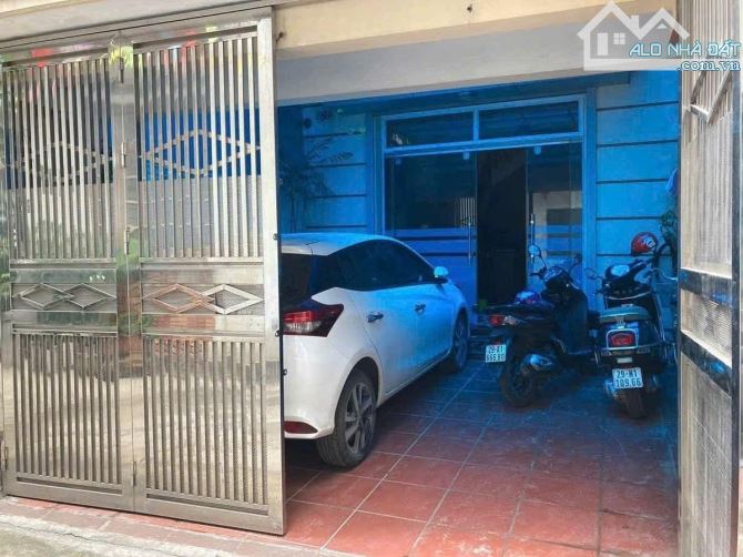 NHÀ DÂN, PL SÀI ĐỒNG DIỆN TÍCH RỘNG, MẶT TIỀN ĐẸP 97M²x3T – MT 5.5M – Ô TÔ NGỦ TRONG NH