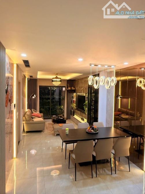 BÁN CĂN HỘ CHUNG CƯ FELIZ HOME 297 HOÀNG MAI 97M 2N GIÁ 8.7 TỶ