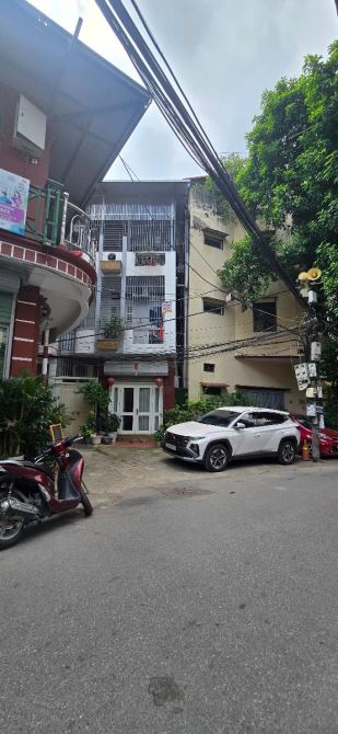 Sau nhà mặt phố Dương Văn Bé 60m2 x5T giá 11 tỷ 5 sổ CC 2 thoáng có TL bao QH