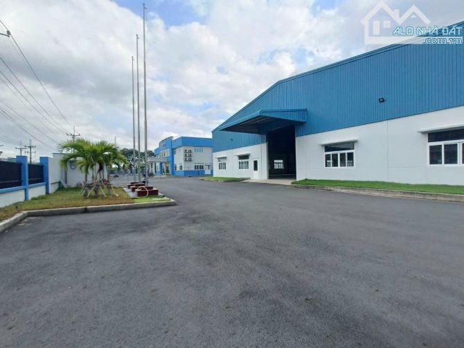 Bán nhà xưởng sản xuất tại KCN CNC Long Thành, Đồng Nai, 9800m2, giá 68 tỷ.