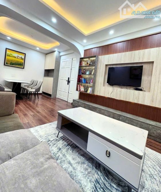 BÁN CHUNG CƯ VĨNH HOÀNG 84M2 - HON 4 TỶ - 3P. NGỦ, 2VS, LÔ GÓC, NỘI THẤT MỚI.