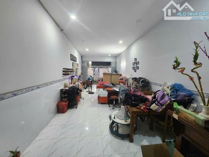 Nhà Mặt Tiền Hẻm Thông Cao Lỗ - Kinh Doanh Đỉnh- Ngang 4,1m Nở Hậu 7,5x20 - 3PN- Nhỉnh 4Tỷ