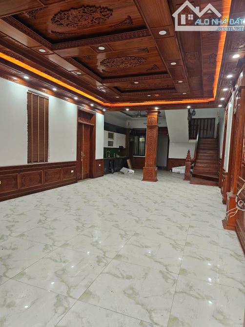 BÁN NHÀ BIỆT THỰ ĐÔNG SƠN PHƯỜNG CHƯƠNG MỸ