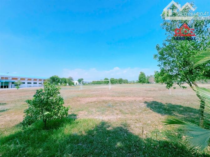 Bán 2Ha4 Góc 2 Mặt Tiền Nhà Xưởng 3500m2 KCN Nhơn Trạch Đồng Nai SR niên hạn 31/12/2053