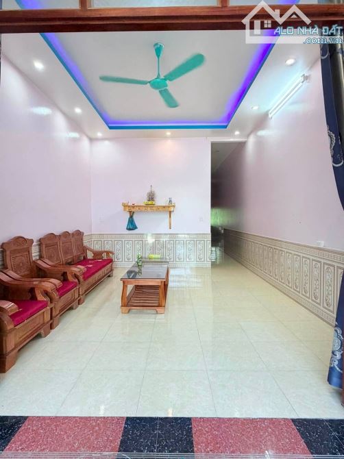 Bán gấp căn nhà đường Huỳnh Thị Mài, Tân Hiệp, Hóc Môn, 100m2 SHR, giá 1.4 Tỷ