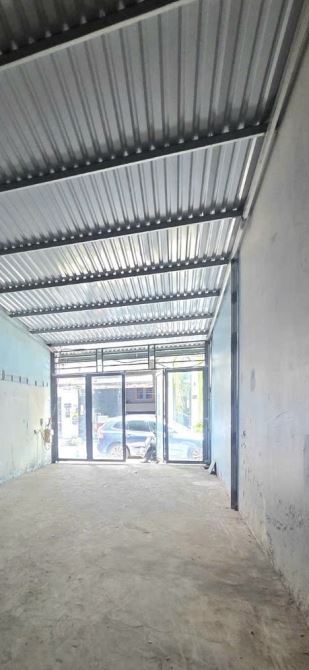 Mặt Tiền Văn Chung, Khu Vip Quân Đội. Gần Ga T3 - Tân Bình - 165m2 Nhà C4 Bán 23,5tỷ.