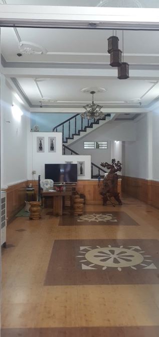 🔥 Nhà 2 tầng mặt tiền đường Nam Trân . Gần bến xe , vị trí kinh doanh, dt 125m2 ngang 5m