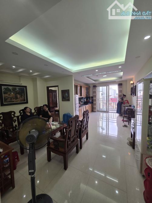 BÁN CĂN HỘ ĐẸP- CC 141 TRƯƠNG ĐỊNH- THOÁNG SÁNG- FULL ĐỒ- TIỆN ÍCH- 80M 2 NGỦ- NHỈNH 5 TỶ