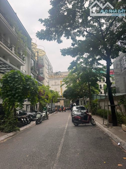 BÁN NHÀ PHÂN LÔ LIỀN KỀ NGUYỄN TUÂN THANH XUÂN 75m 5 TẦNG GIÁ 30 TỶ