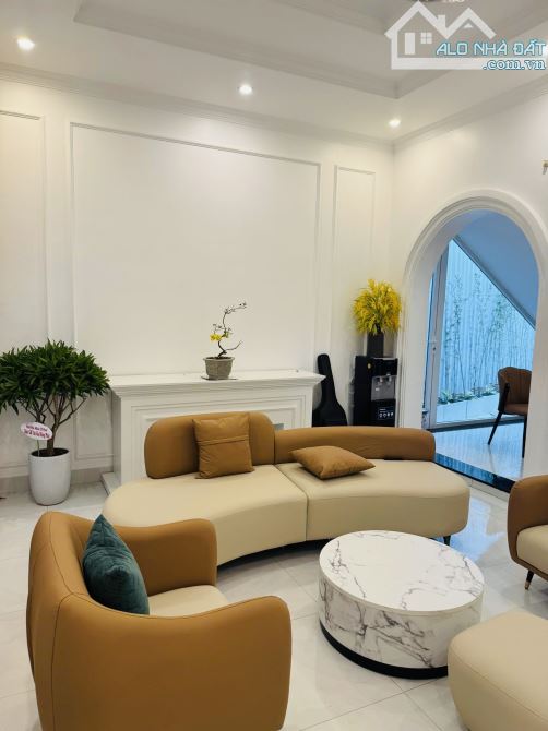 🏘🏘Nhà 3 tầng kiệt oto Phan Bội Châu, phường Thuận Hoá, TP Huế