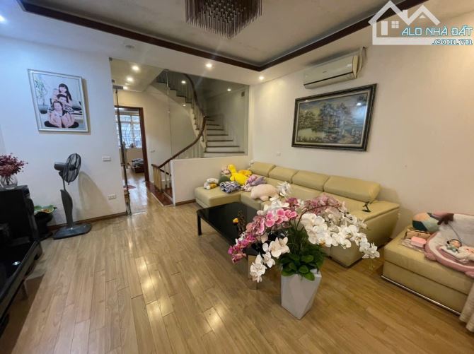 BÁN NHÀ ĐẸP- ĐỘI CẤN - BA ĐÌNH - 65M - 5 TẦNG - MẶT TIỀN 5M - GIÁ 20,9 TỶ