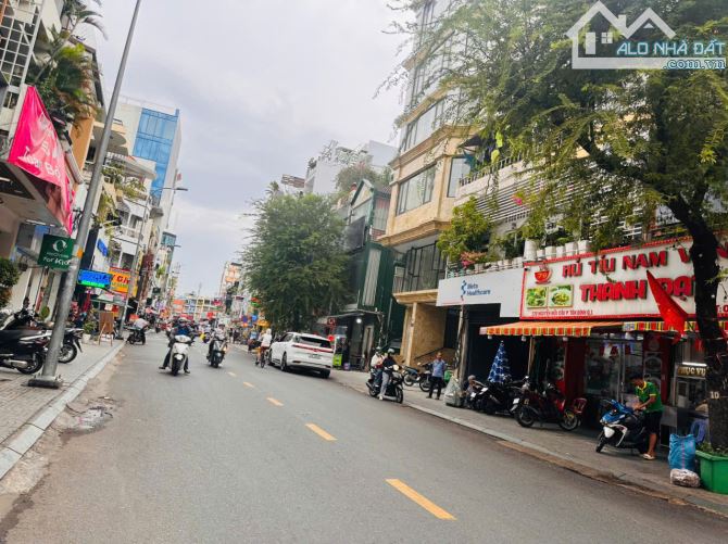 MẶT TIỀN NGUYỄN HỮU CẦU-HAI BÀ TRƯNG- 5,1X22M, 4 TẦNG- CHỦ THIỆN CHÍ BÁN GIẢM GIÁ SÂU !