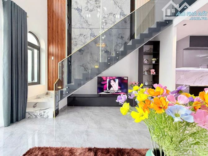 BÁN Căn GÁC LỬNG gần cây xăng Đức Hưng Nhà Sổ Riêng Bàn Giao Hoàn Thiện giảm cực sâu