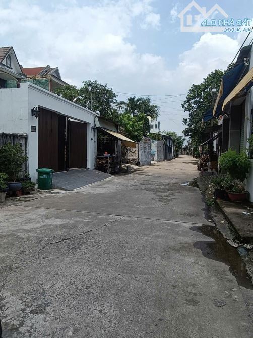 NP600 Bán nhà ngang gần 10 mét lô góc 2 mặt tiền 1 sẹt Nguyễn Ái Quốc - P.Hố Nai - Gần chợ