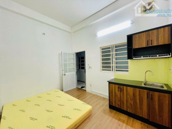 QUỸ ĐẤT 161M2 TẠI PHÚ NHUẬN- HẺM 6M- 12 PHÒNG_ NGANG BỀ THẾ 7.5*24M- DT 60TR/THÁNG