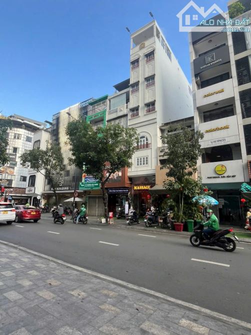 Bán nhà MT Lý Tự Trọng, Phường Bến Thành, Quận 1