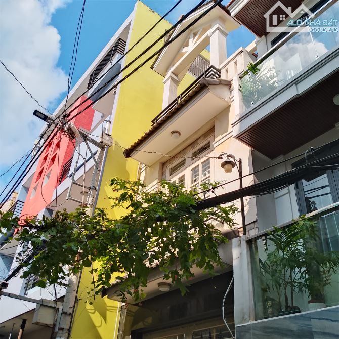Hẻm xe hơi Phan Đình Phùng (3 tầng; 3,3mx14m). Giá 7,3 tỷ