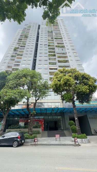 CHÍNH CHỦ GỬI BÁN 8.8 TỶ 130m CĂN GÓC 3 NGỦ 2 VS CHUNG CƯ CHIẾN LƯỢC SỐ 5 TÚ MỠ CẦU GIẤY