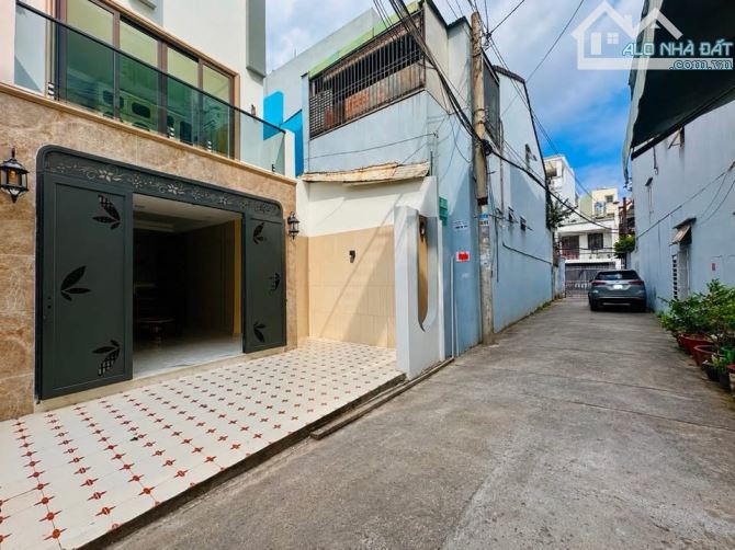 BÁN NHÀ HẺM ÔTÔ LÊ ĐỨC THỌ, PHƯỜNG 15, GÒ VẤP, 58m2, 4 TẦNG, 4 PHÒNG NGỦ, SÂN THƯỢNG.