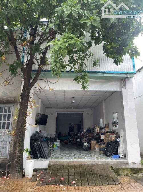 100m2_6Ty500 TL🔥👉Nhà Mặt Tiền Kinh Doanh trước Cổng Trường học, gần Ngã 4 Chiêu Liêu