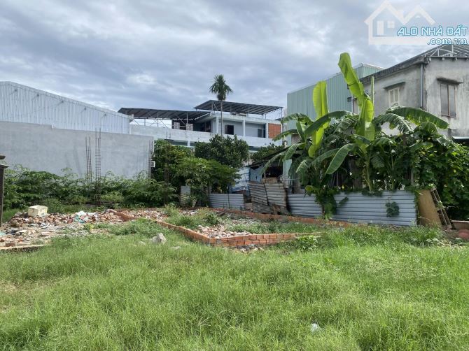 - Bán đất đường ( 15m) Đinh Thị Vân, An Khê, Thanh Khê, DT 70M2 – Giá 4.9 TỷTL