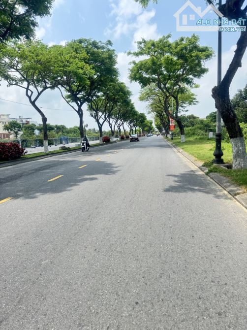 BIỆT THỰ VIEW SÔNG - THĂNG LONG CẨM LỆ - 18,x( đầu giá) TỶ