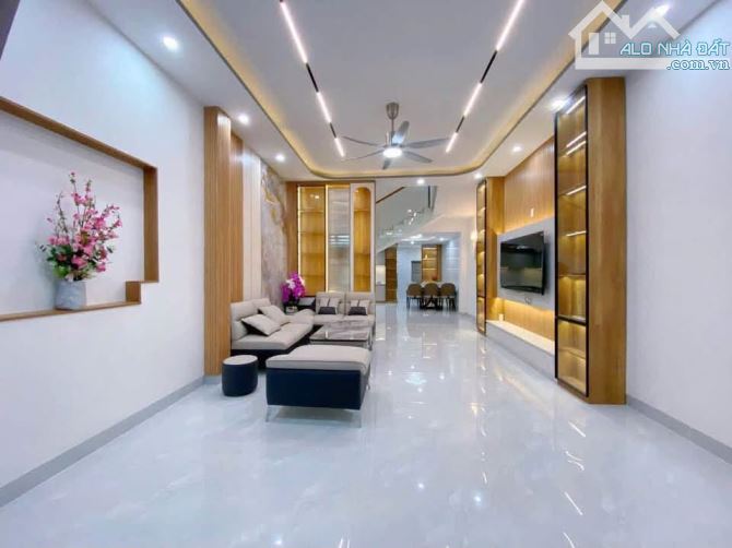 💎Cần bán nhà 3 tầng MT Hòa Minh 7,Đà Nẵng