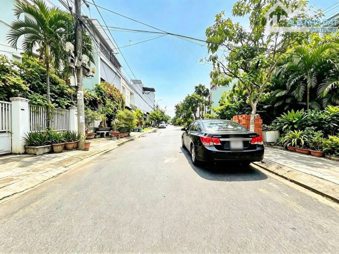 - Bán lô đất đẹp đường Ngô Nhân Tịnh – Ngay Yên Thế, Bắc Sơn, DT 90M2 – Giá 4.83 TỶTL