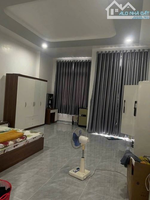 101,2m2_6Ty800 TL🔥Nhà Hoàn Công gần Nhà Thờ Giáo Xứ và Sân Vận Động Dĩ An, gần Đông Minh