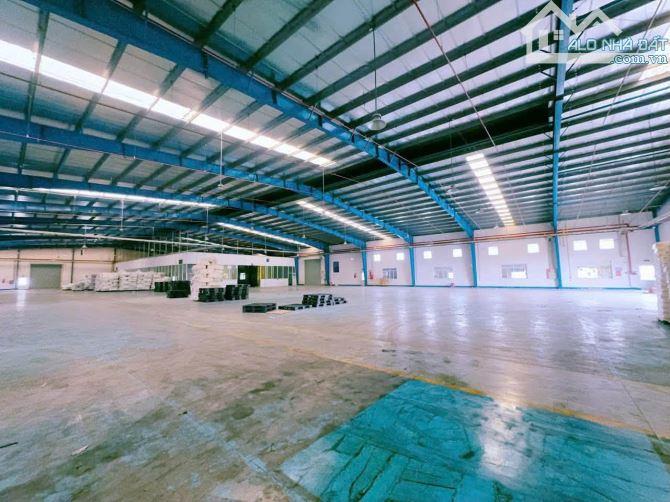 X157 NHÀ XƯỞNG BÁN HIẾM TRONG KCN AMATA Bán nhà máy 11.000m2 đã đóng thuê 1 lần - Phù h