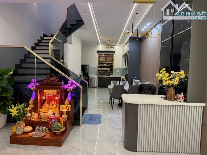 BÁN CĂN SHOP HOUSE 4 TẦNG, ĐƯỜNG 7,5m, KĐT NGỌC DƯƠNG, ĐIỆN BÀN ĐÔNG, GIÁ CHỈ 6.7 TỶ.