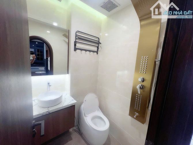 Bán tòa nhà CHDV 23 tỷ đường Vĩnh Viễn dòng tiền 1,2 tỷ/năm 103m2 sau sân Thống Nhất q10