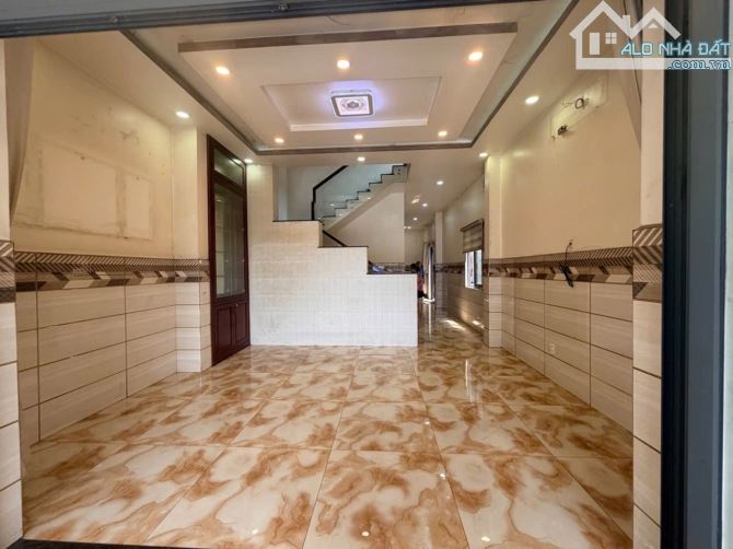 BÁN NHÀ MẶT TIỀN LÔ TƯ – KINH DOANH SẦM UẤT - NGANG 5M - 3 TẦNG - NGAY GÒ XOÀI - TÂN KỲ TÂ