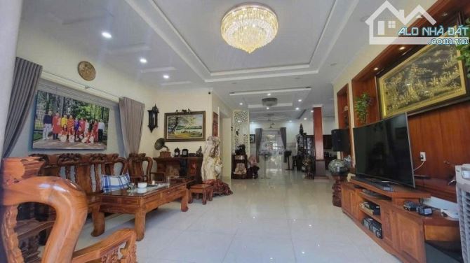 BIỆT THỰ MẶT TIỀN SÁT SALA- 404m2- 17m*25m- 4 TẦNG- ĐẲNG CẤP THƯỢNG LƯU