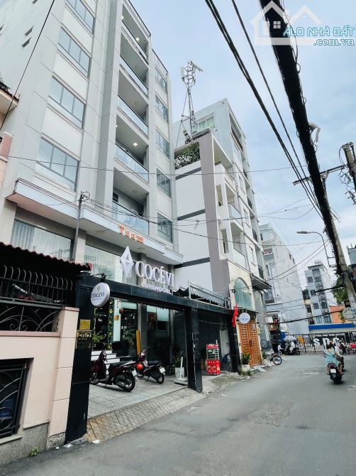 Bán tòa nhà VP đường Nguyễn Gia Trí - Quận Bình Thạnh