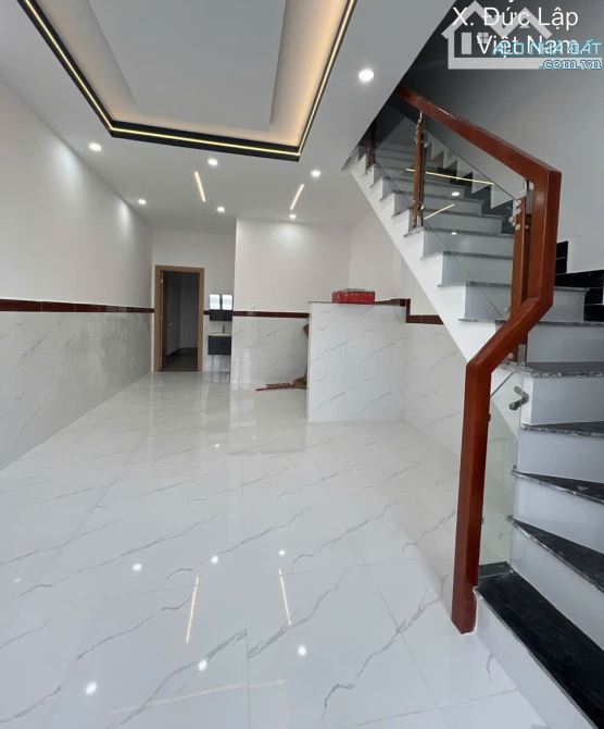 Bán nhanh trong tháng nhà mới xây DTSD 98m2, 1 trệt 1 lầu giá chỉ 900tr