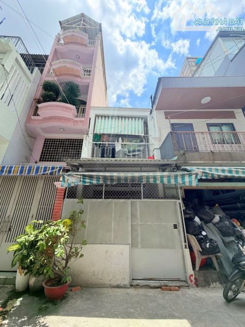 Bán nhà Trường Sa – Quận 3 – 52,2m² – Hẻm nhựa 6m thông – 3 tầng – Nở hậu