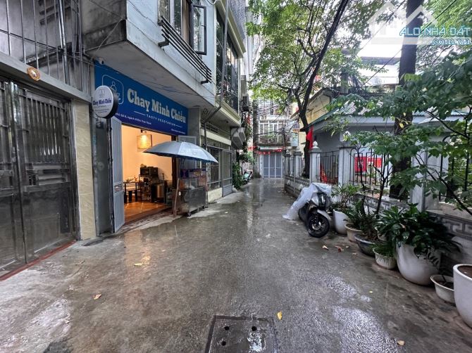 BÁN MẢNH ĐẤT PHỐ THÁI THỊNH ĐỐNG ĐA THỐNG SỐ KIM CƯƠNG GẦN PHỐ MẶT TIỀN SIÊU RỘNG NỞ HẬU