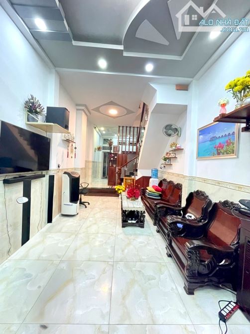 Bán Nhà Đẹp Tám Danh P4 Quận 8 - 3 Tầng - 4PN - 49m2 - Chỉ 6 Tỷ Nhỉnh