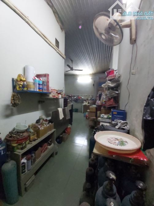 Sắp định cư, gia đình giảm chào 3 t..ỷ, gấp bán nhà Phan Văn Hớn HXT 163m2, ngang 6.5m