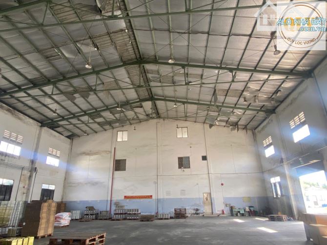 Bán nhà xưởng trong KCN Bình Dương – 8.996m²