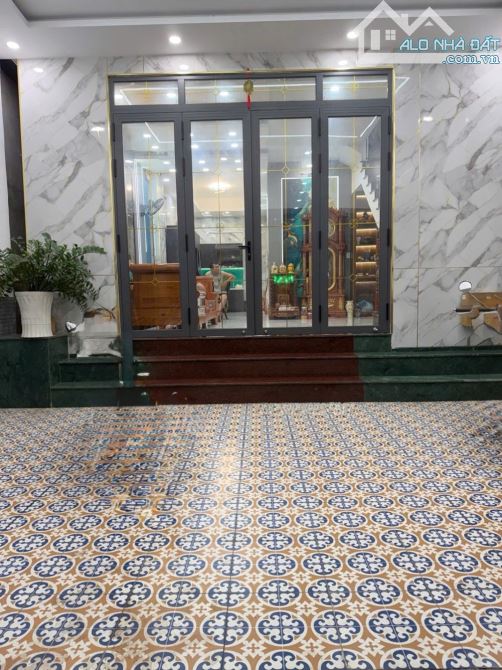 107M² – NGANG 6,6M – 3 TẦNG – HXH – NGAY TRUNG TÂM DĨ AN