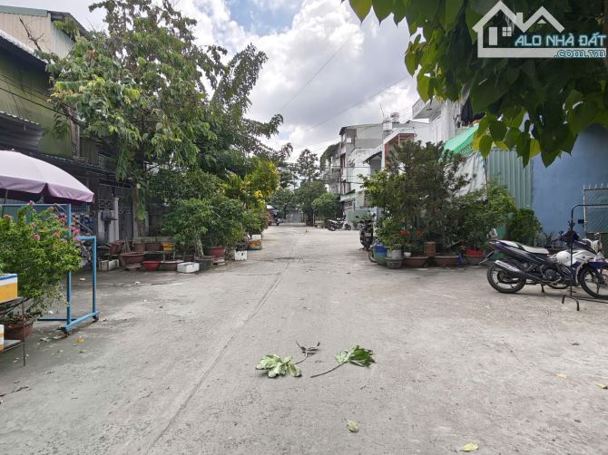 Bán Nhà 3 Tầng - Hẻm 8m Phú Định P16 Quận 8 – 71,4m2 – 4x17 – 3PN – Hiện Hữu – Nhỉnh 5 Tỷ