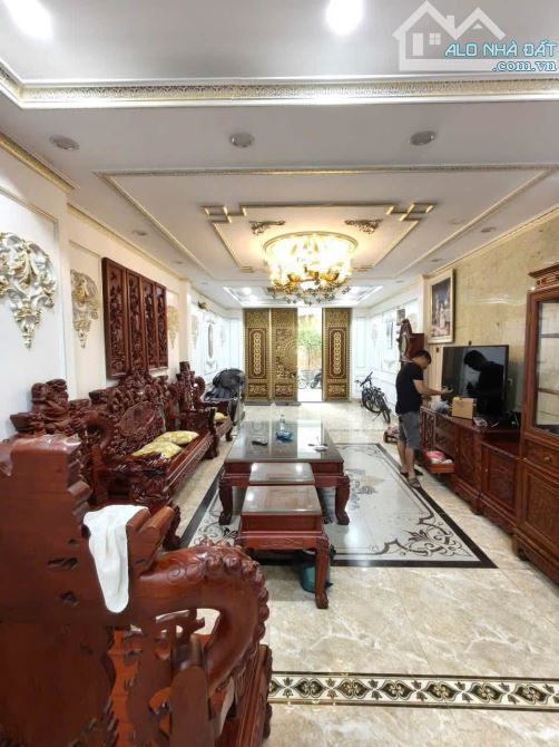 CHỦ HẠ 3,8 TỶ, CẦN BÁN GẤP CĂN NHÀ LÊ TRỌNG TẤN, VỈA HÈ Ô TÔ TRÁNH, 66M2, GIÁ HƠN 24 TỶ