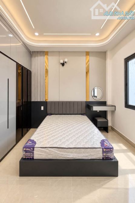 NHÀ ĐẸP CAO ĐẠT CHỢ QUÁN - 110M²( 5,5x 20) - 4PN 5WC- HẺM 6M, VÀI BƯỚC RA MẶT TIỀN, 5,5 TỶ