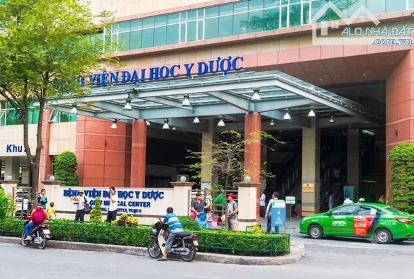 Cơ hội đầu tư: Khách sạn 20 phòng ngay BV ĐH Y Dược, Quận 5 | HĐT 125tr/tháng