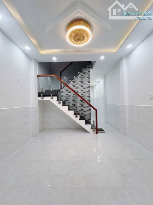 Chợ Tân Quy, 4 tầng 4pn, Giá 6 tỷ 4, 4x10m pháp lý chuẩn sang tên ngay