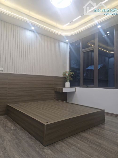 Siêu phẩm Đống Đa, 5 tầng thang máy xịn, mặt tiền siêu rộng, gần phố,ngõ thông thoáng sáng