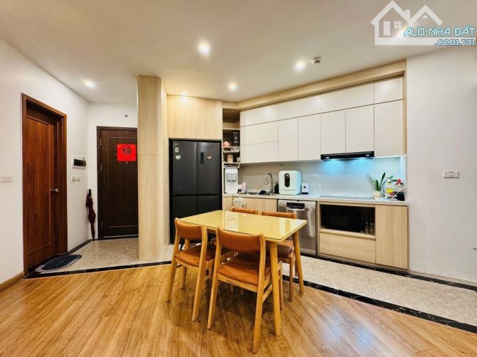 Bán chung cư cao cấp CT1 The Emerald Mỹ Đình - Nam Từ Liêm - 76m2 - 2 PN - Giá 6,7 tỷ