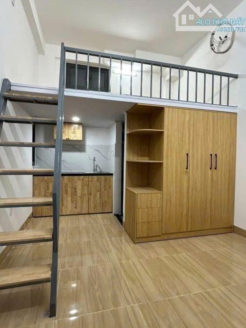 Bán toà nhà trọ căn hộ 4 tầng Lạc Long Quân 20 phòng Kiệt 6m sát Đại Học